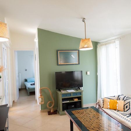 Poros Town Nadia'S Place מראה חיצוני תמונה